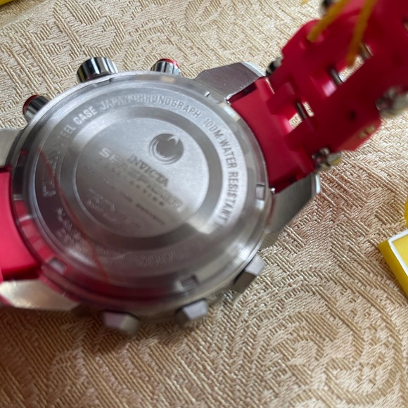 Invicta Sea Spider - Picture 6 of 6